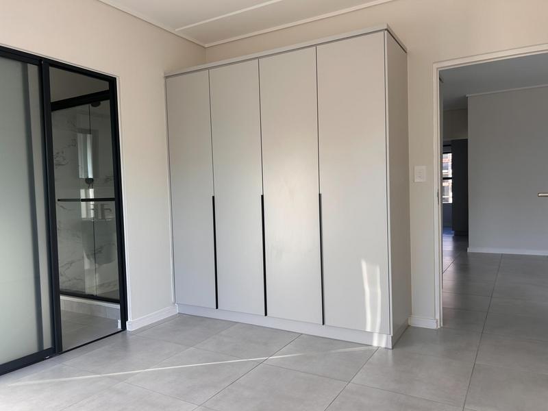To Let 3 Bedroom Property for Rent in Sandown Western Cape